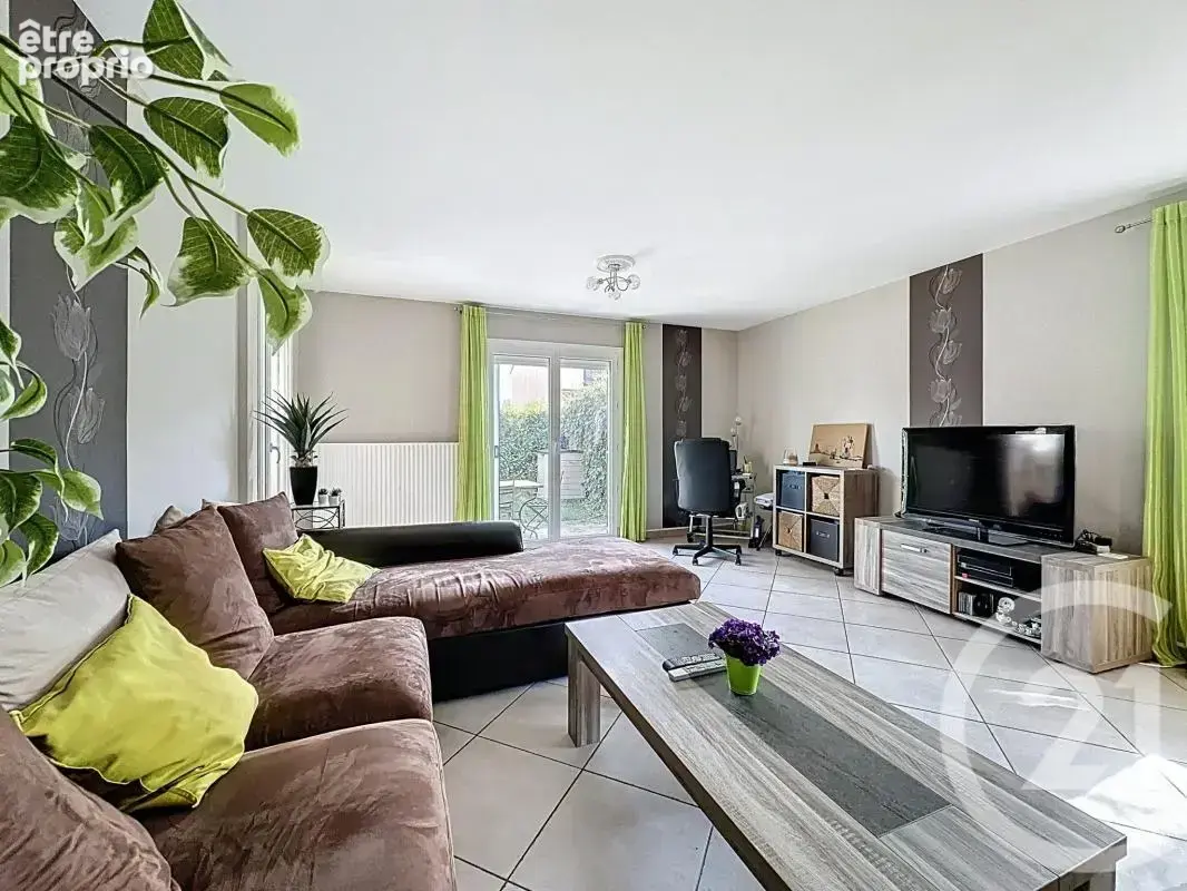 Maison 83 m² à Saint-Pierre-De-Chandieu  - photo 4