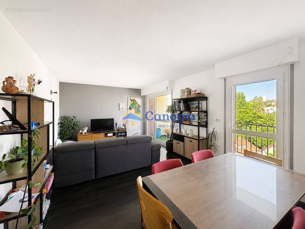 Appartement à CACHAN