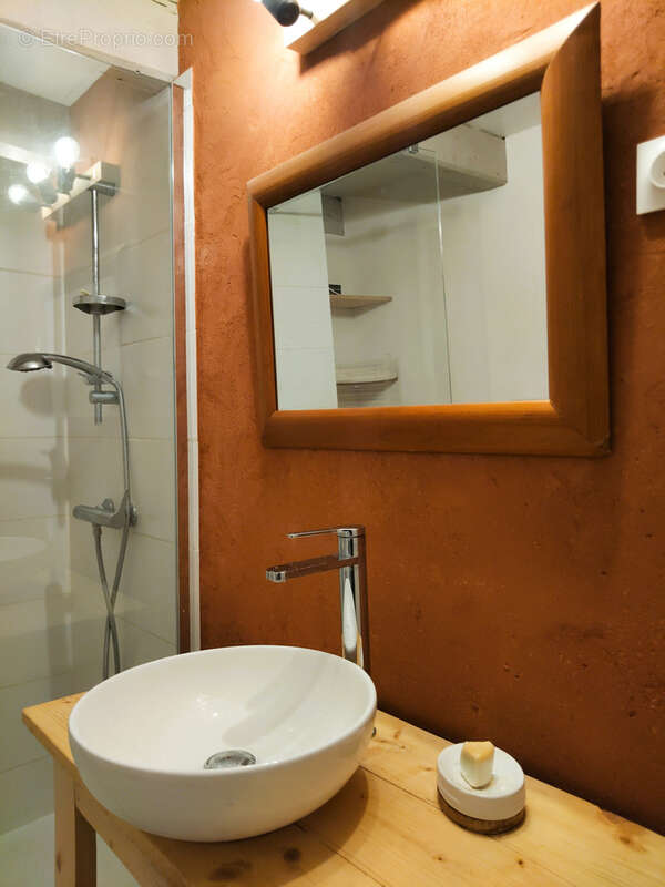 Maison à SAINT-FORTUNAT-SUR-EYRIEUX