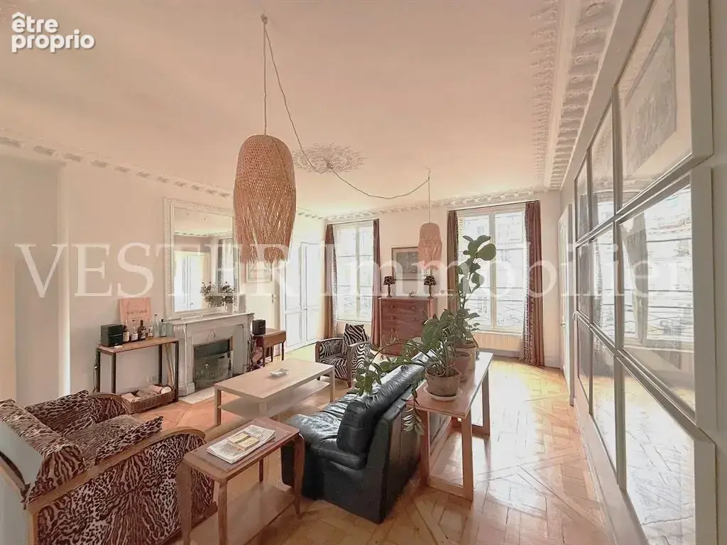 Paris centre - Très agréable appartement. Profession libérale, bureaux possibles. - photo 3