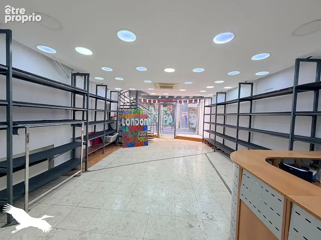 A VENDRE - Marseille 13001, Murs commerciaux de 98m² libre de toutes occupations. - photo 3