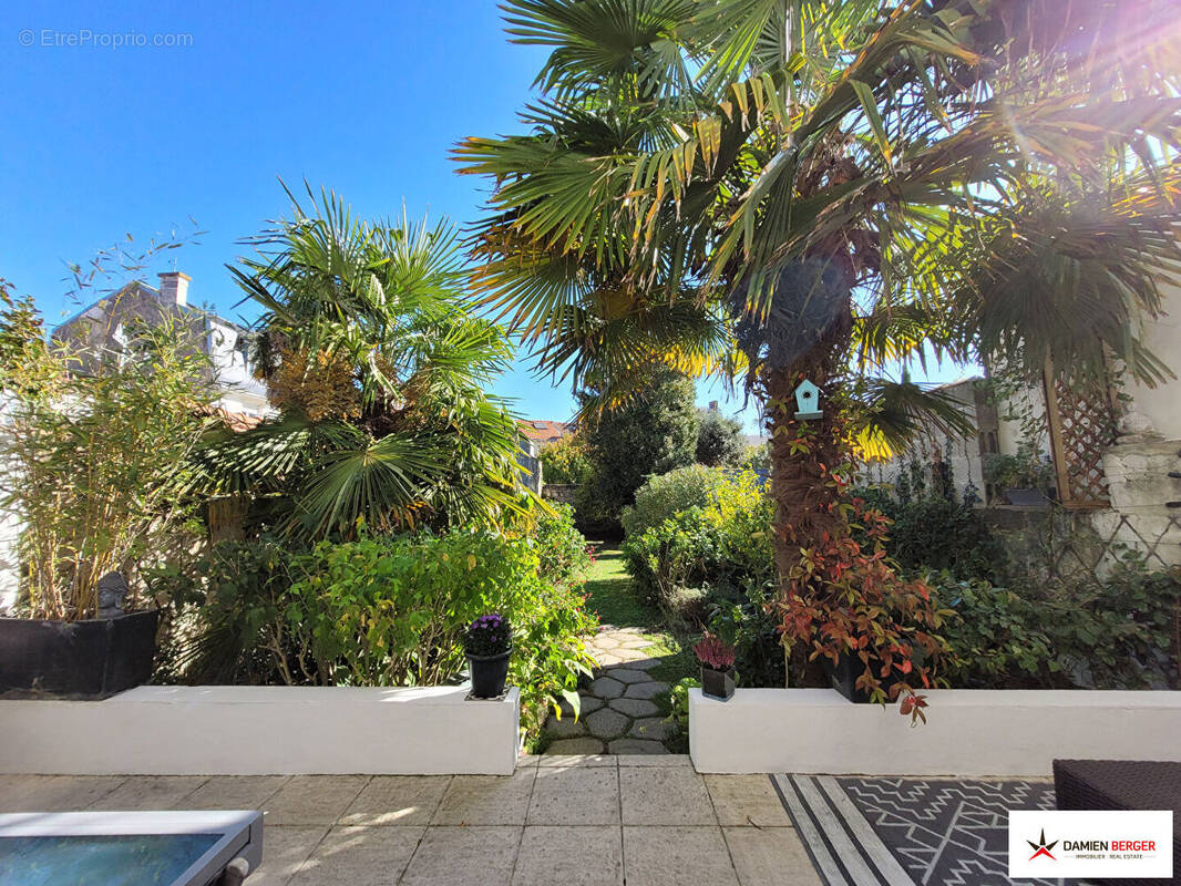 Maison à LA ROCHELLE