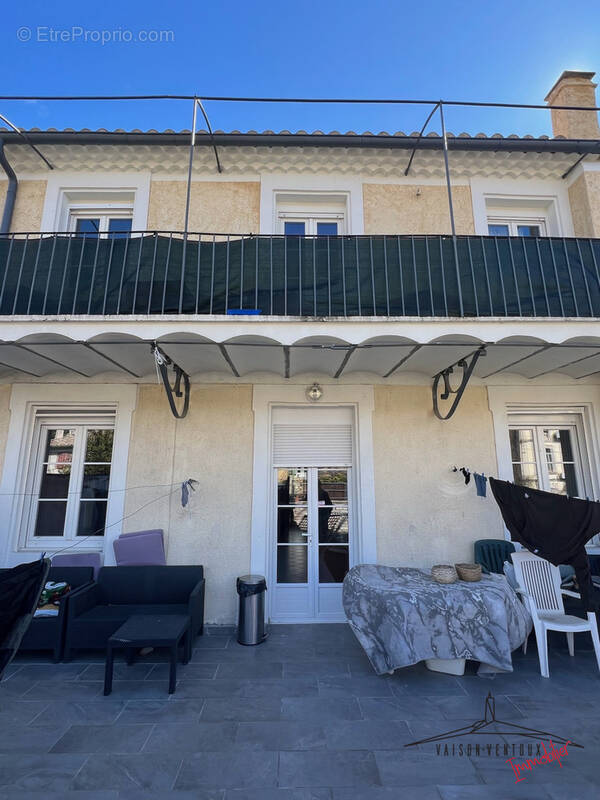 Appartement à NYONS