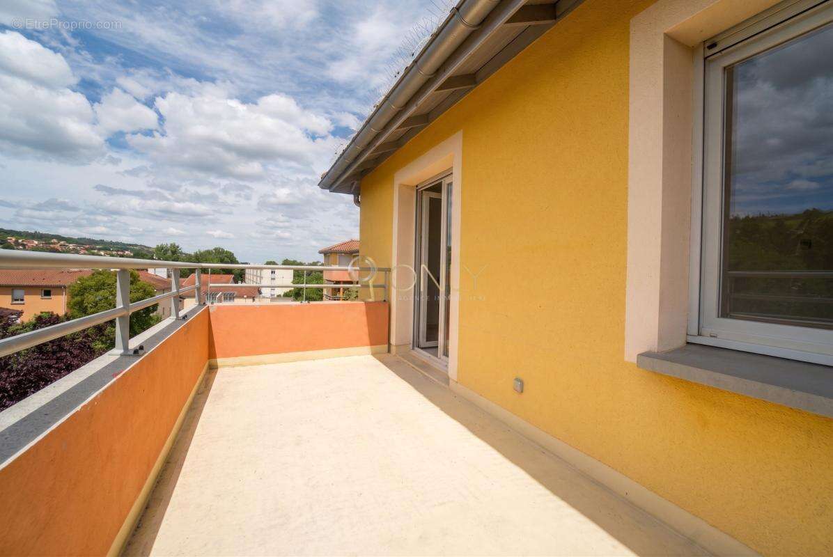 Appartement à ANSE