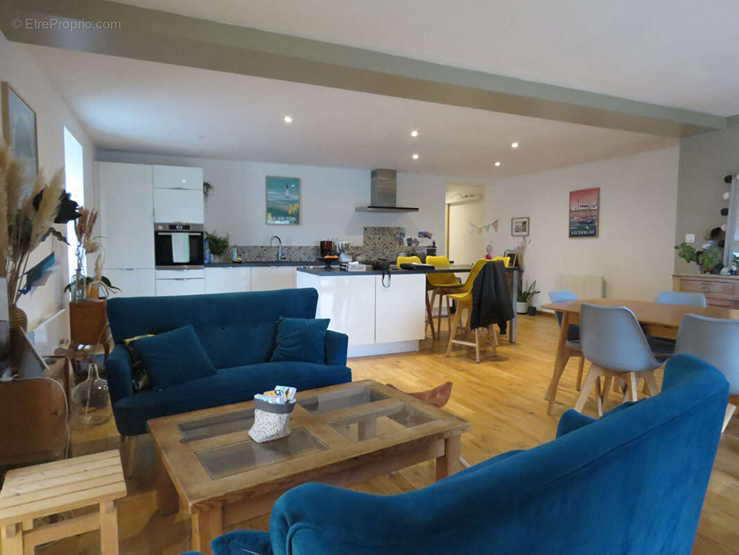 Maison à PLONEOUR-LANVERN