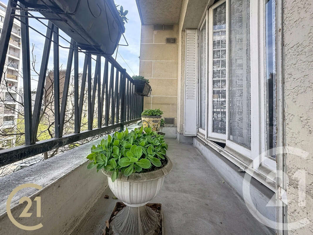 Appartement à PARIS-11E