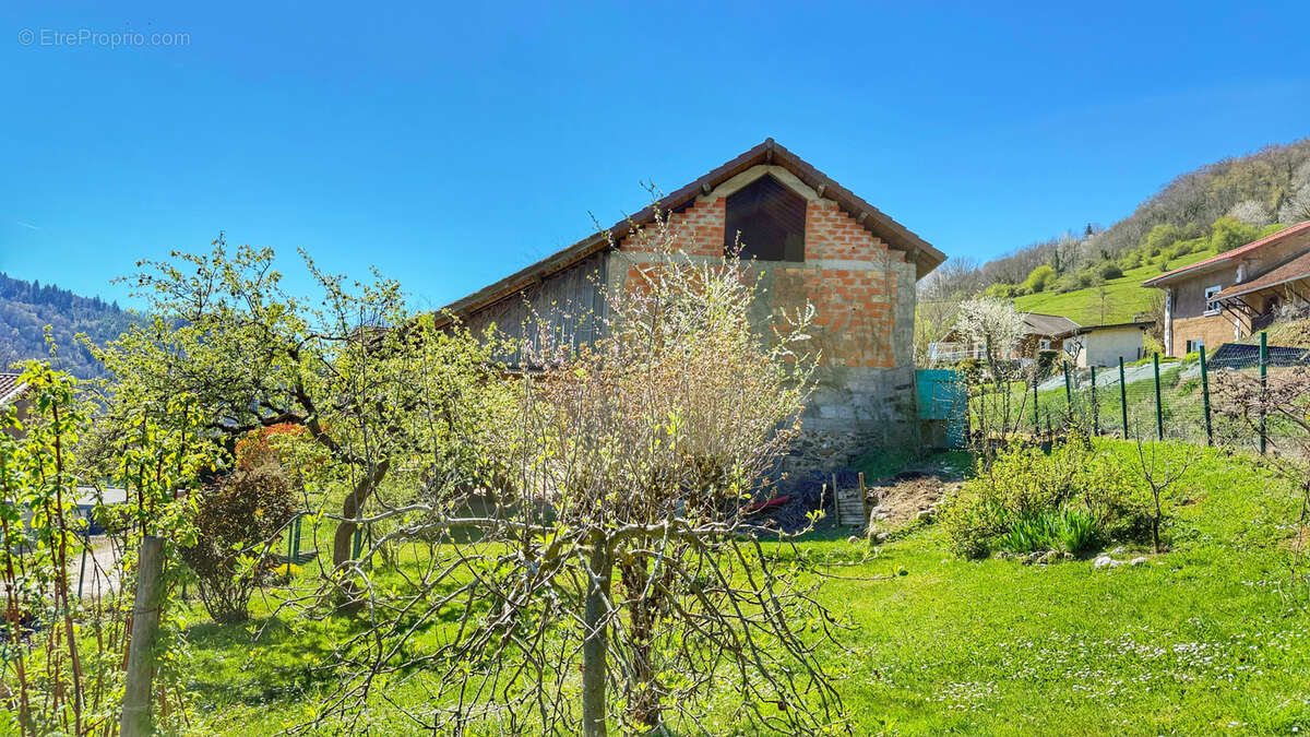Maison à CHIRENS