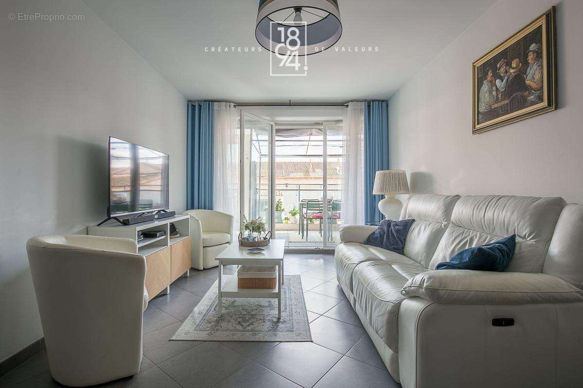 Appartement à MARSEILLE-8E