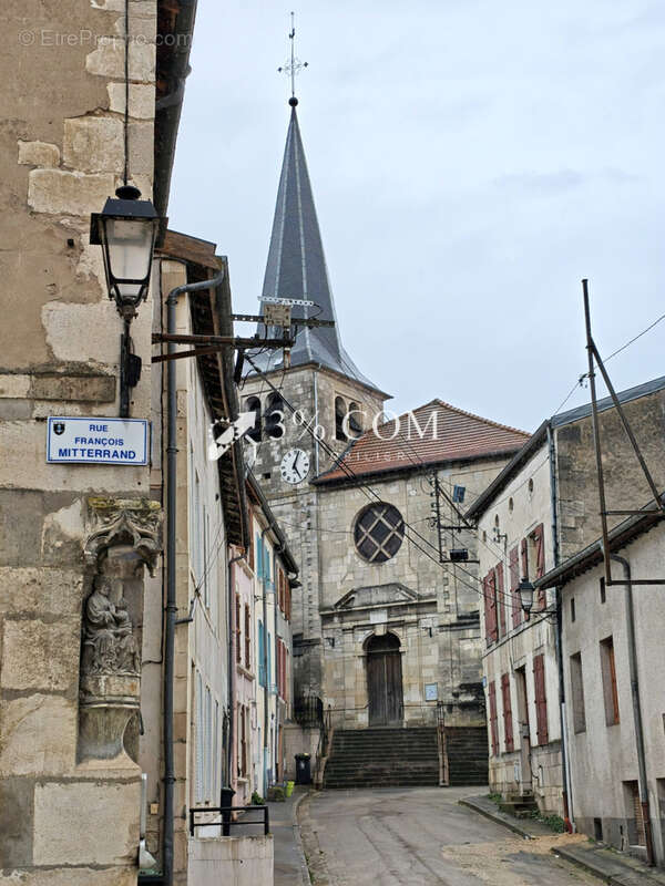 Appartement à FOUG