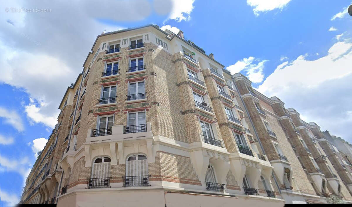 Appartement à PARIS-15E