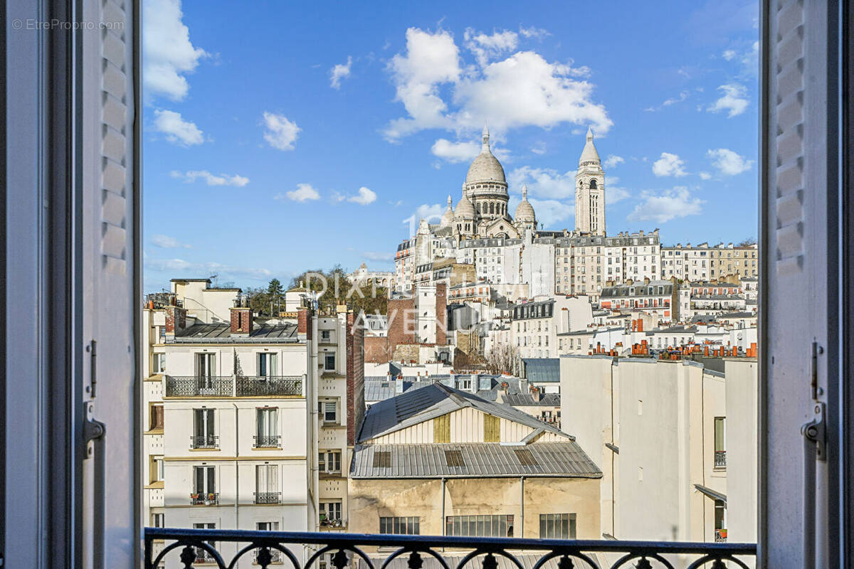 Appartement à PARIS-18E