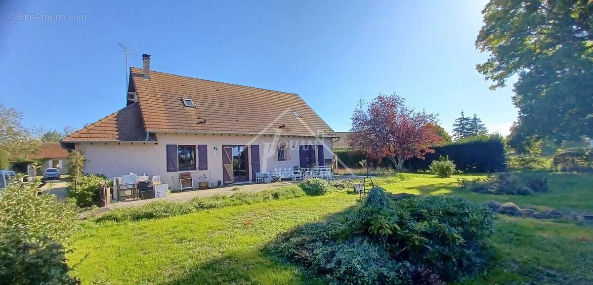 Maison à BOURBON-L'ARCHAMBAULT