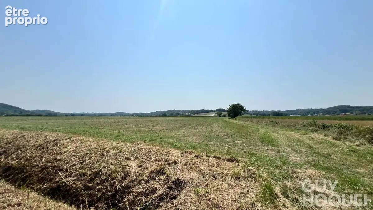 Terrain Arthez De Bearn 8790 m2 - photo 2