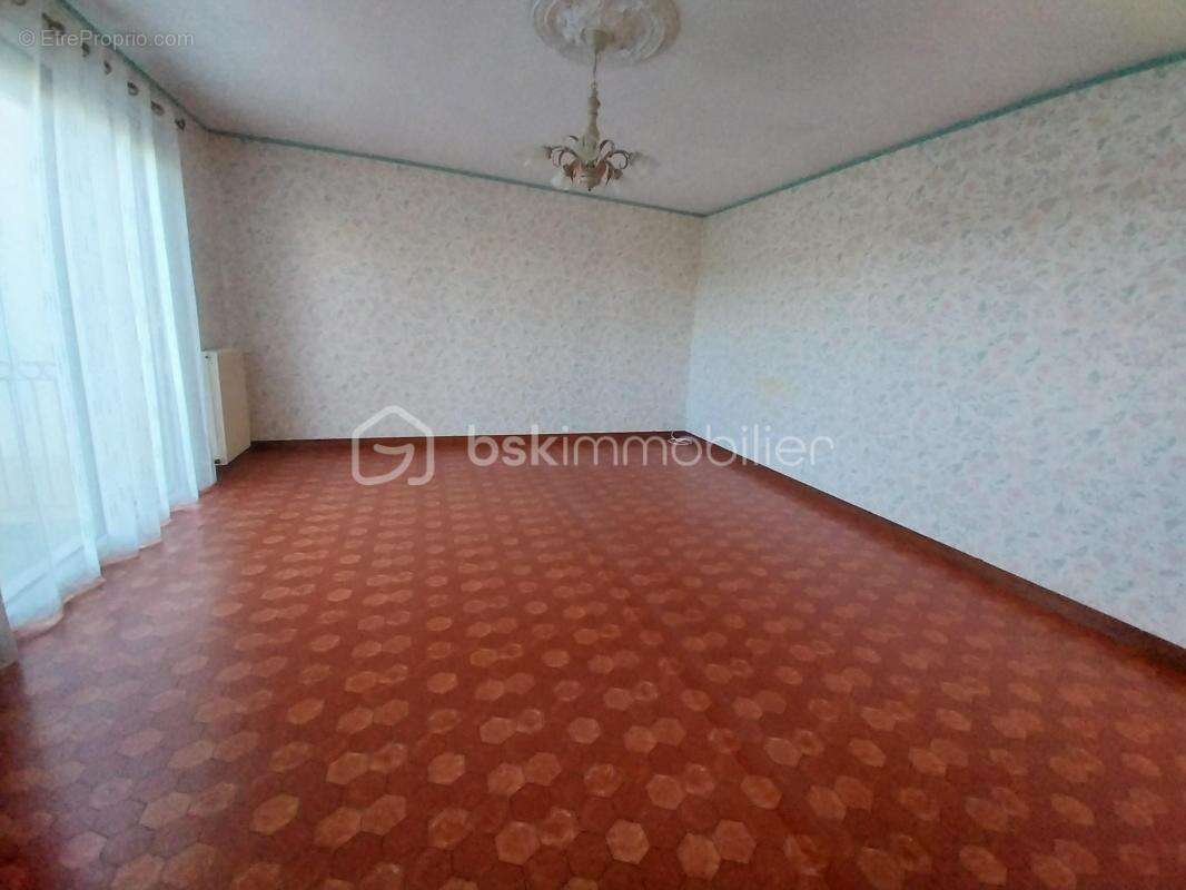 Pavillon 87 m²  3 chambres - photo 2