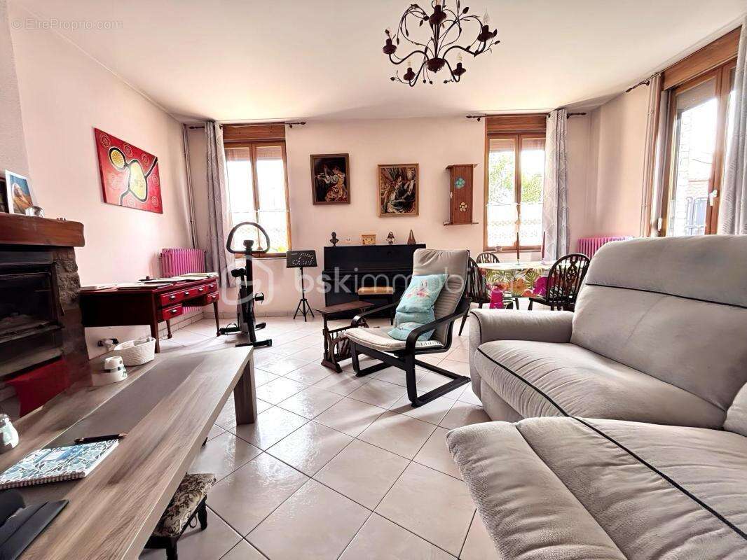 Maison à ROEULX