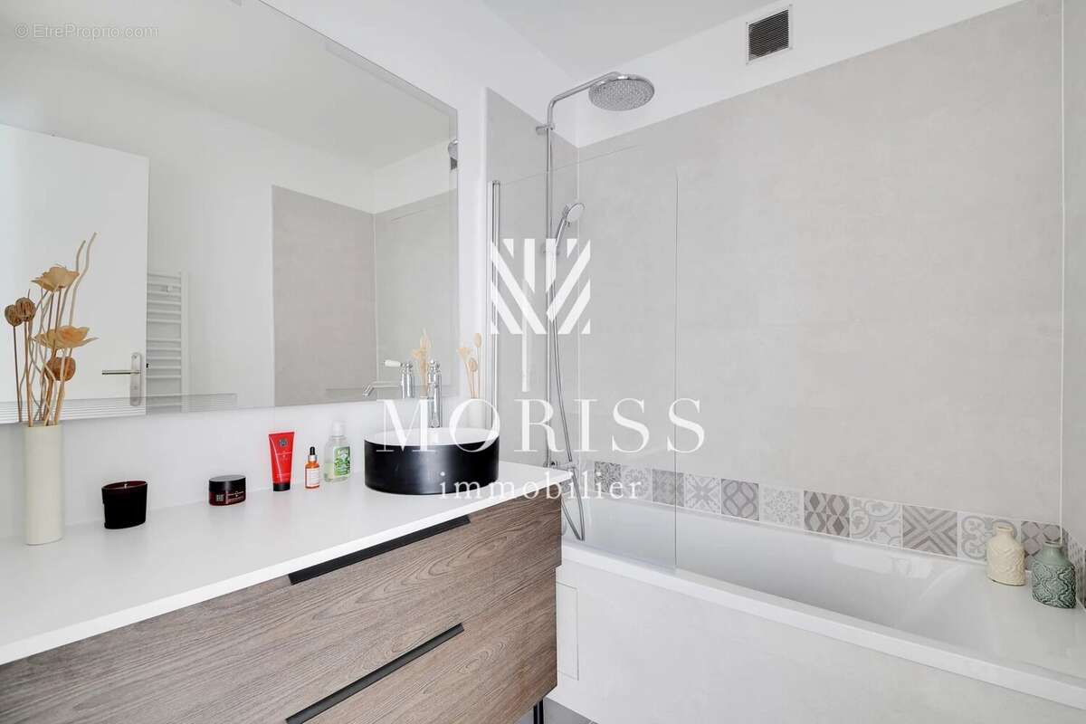 Appartement à ENGHIEN-LES-BAINS