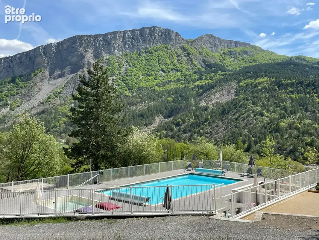 Domaine de gîtes avec piscine ? Un cadre exceptionnel en pleine nature - photo 2