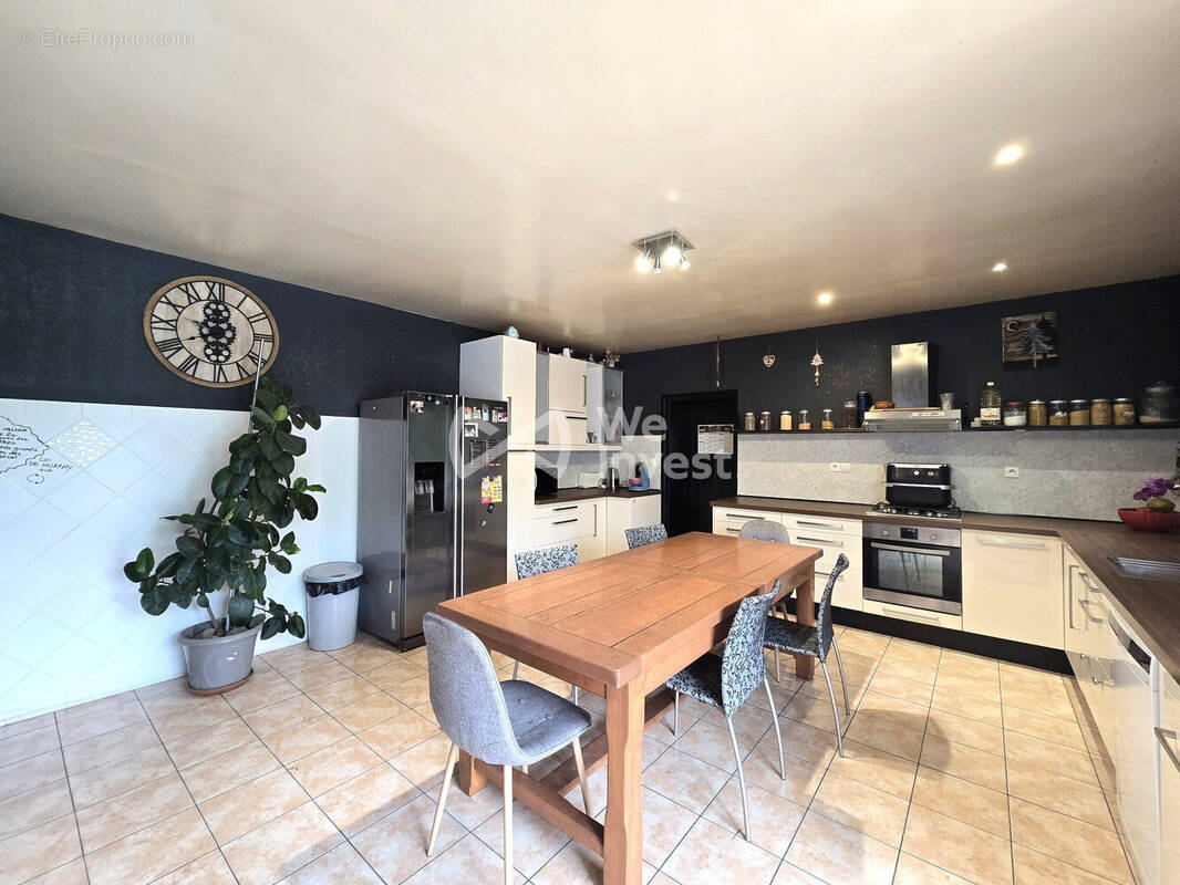 Maison 190 m² à Castelsarrasin  - photo 3