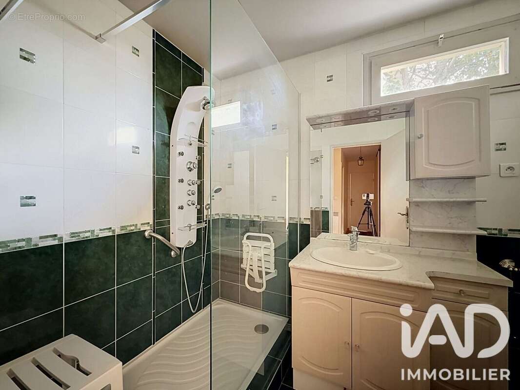 Appartement 81 m² à Montmorency  - photo 9