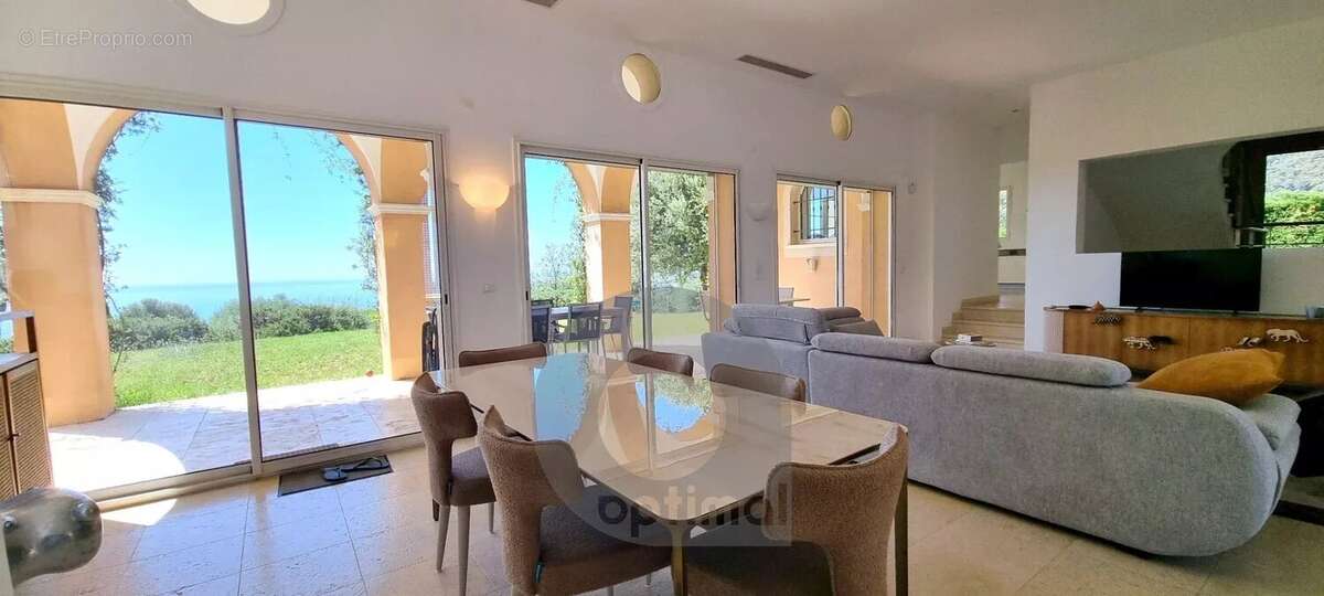 Maison à ROQUEBRUNE-CAP-MARTIN