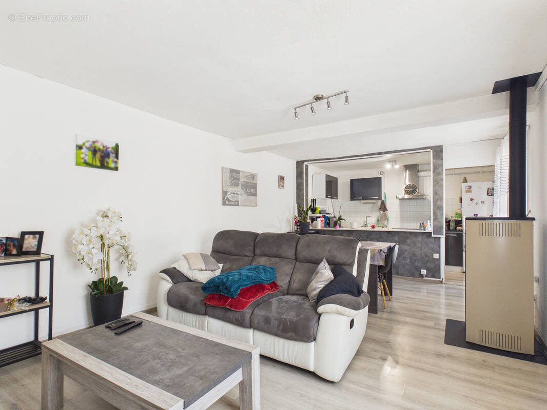 Maison à BOURNONCLE-SAINT-PIERRE