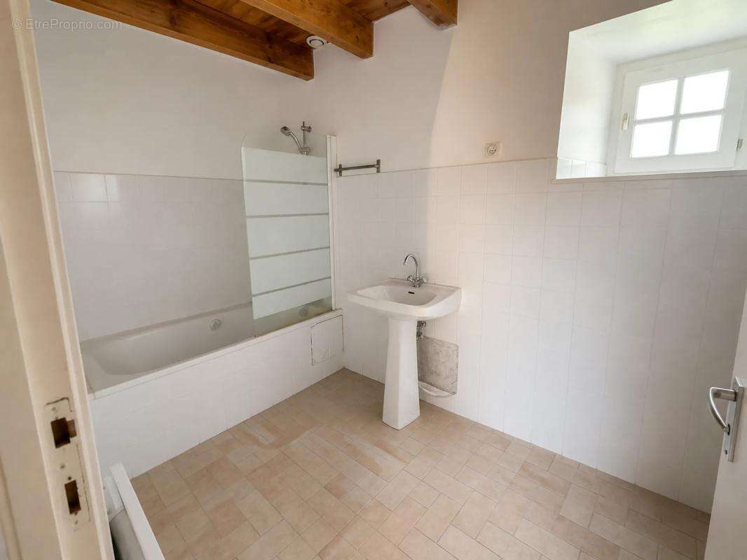 Maison de 7 pièces de 184 m² à Gurunhuel - photo 15