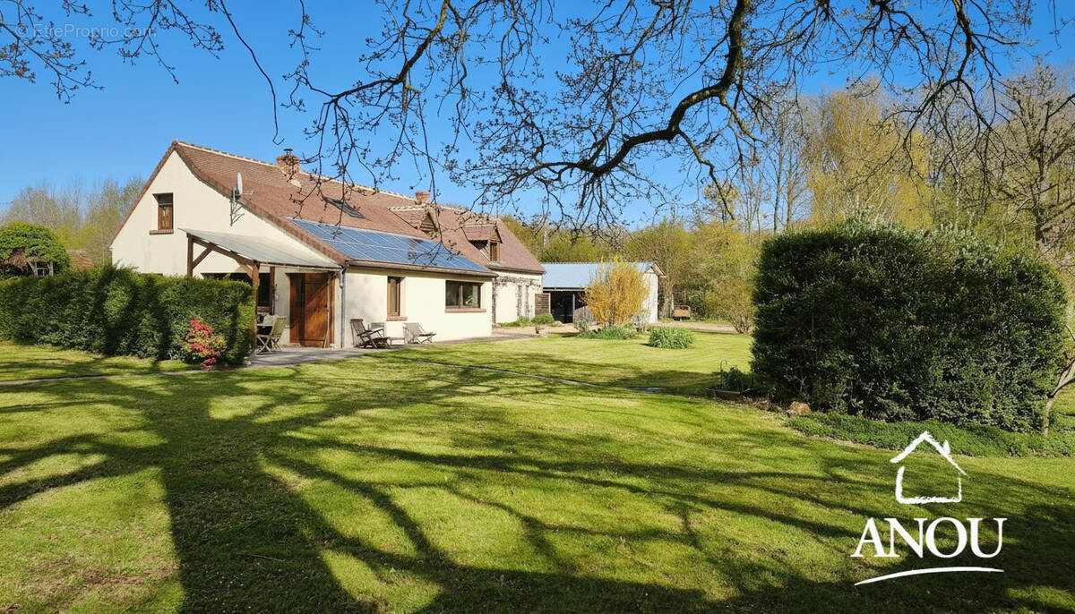 Maison à LA BAZOCHE-GOUET