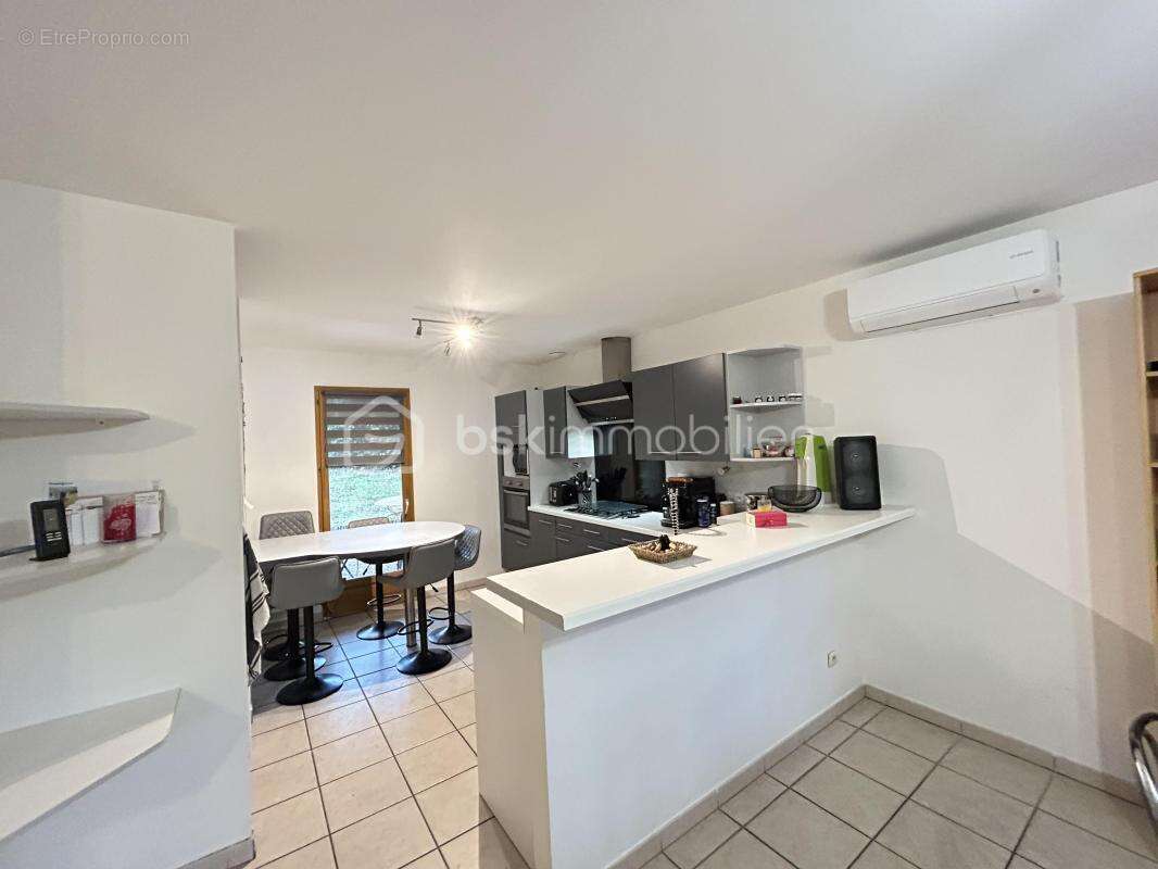 Maison à VILLEFONTAINE