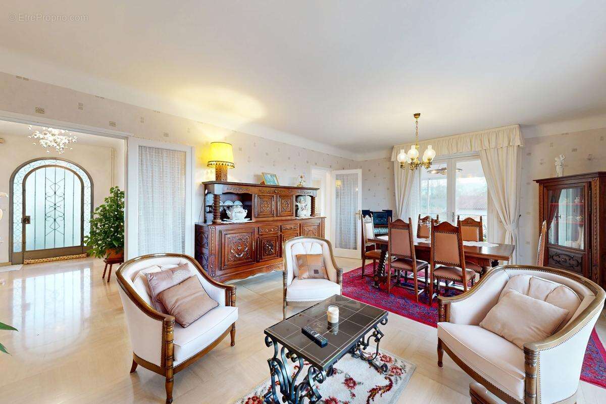 Maison à SAINT-PIERRE-D&#039;IRUBE