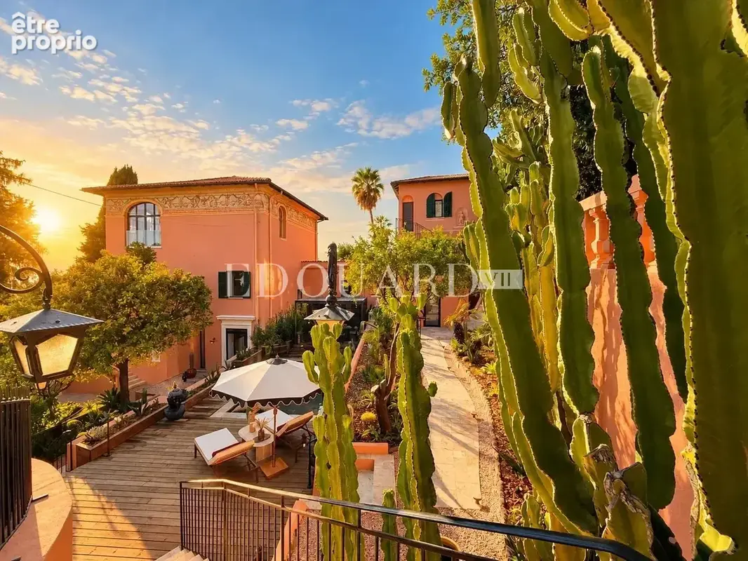 Demeure d’exception avec jardin, piscine, jacuzzi et panorama extraordinaire sur la baie de Menton - photo 16
