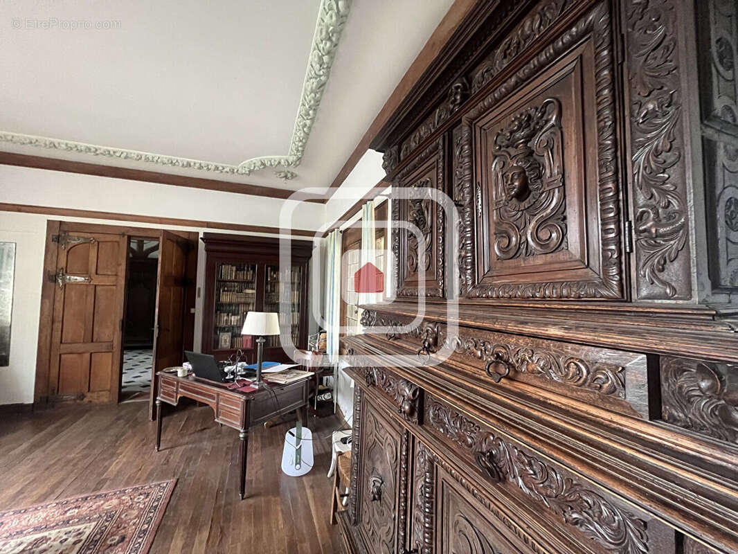 Maison à HAUSSIGNEMONT