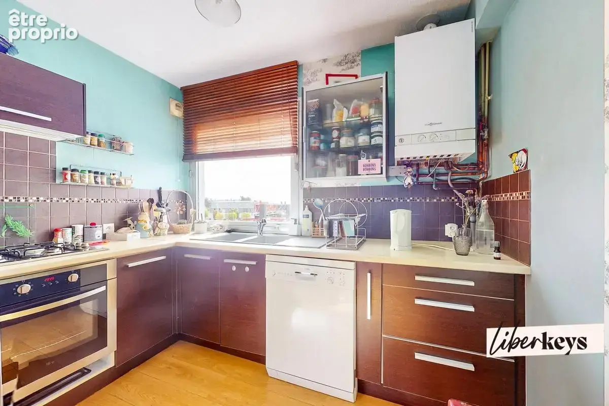 T4 duplex 80m² au dernier étage avec terrasse plein Sud Caen cinéma Lux - photo 4
