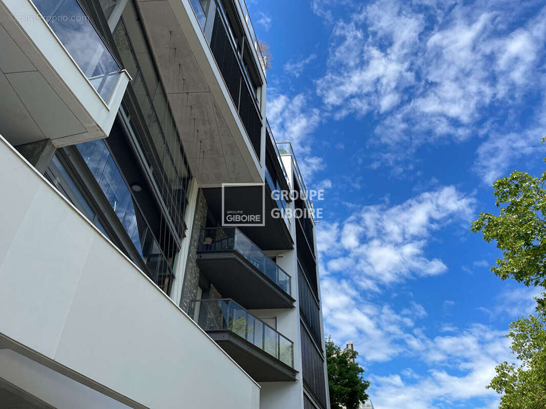 A VENDRE - GIBOIRE - Appartement de prestige 5 pièces à vendre à Rennes Nord Saint-Martin, dernier étage avec vue dégagée - photo 14