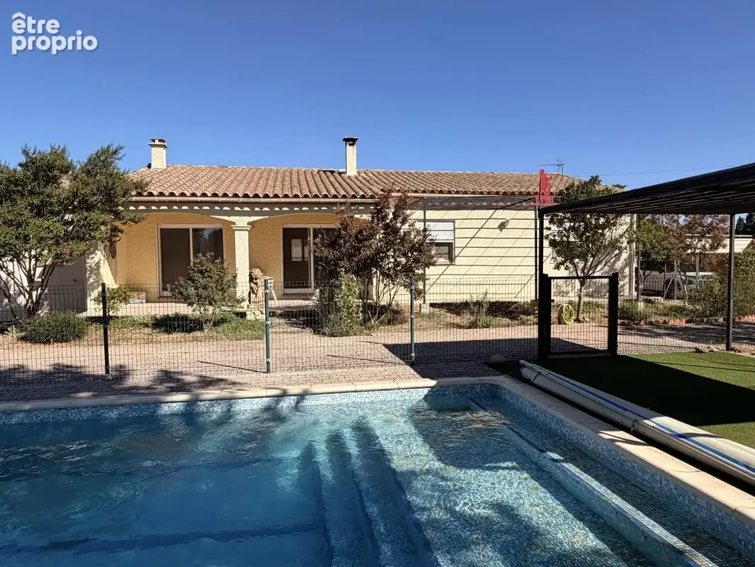 Villa d'exception 130m2 habitable piscine et grande dépendance + garage - photo 2
