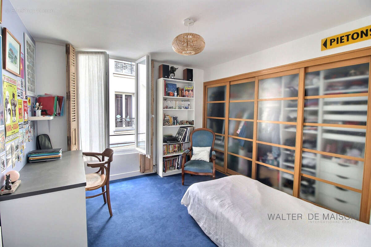 Appartement à PARIS-11E