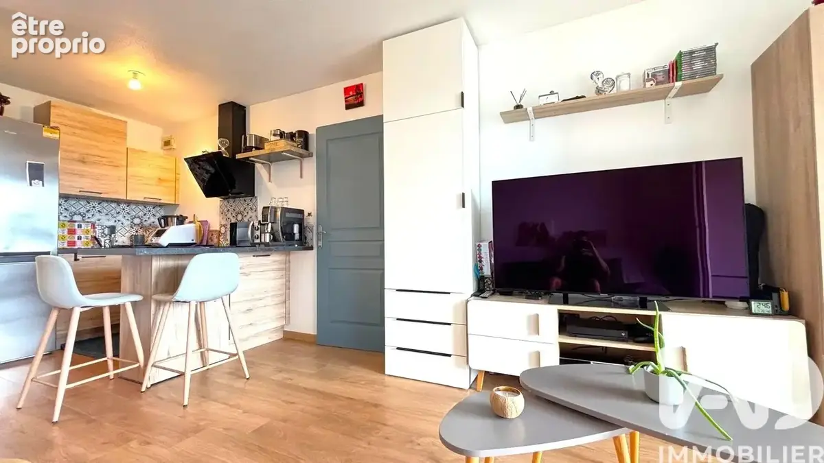 Photo 1 - Appartement à ROQUEBRUNE-SUR-ARGENS