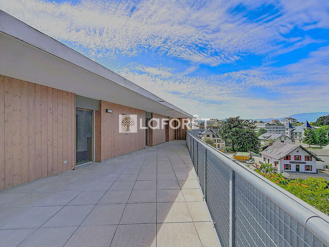 Appartement Challes Les Eaux 3 pièce(s) 68 m2 - photo 5