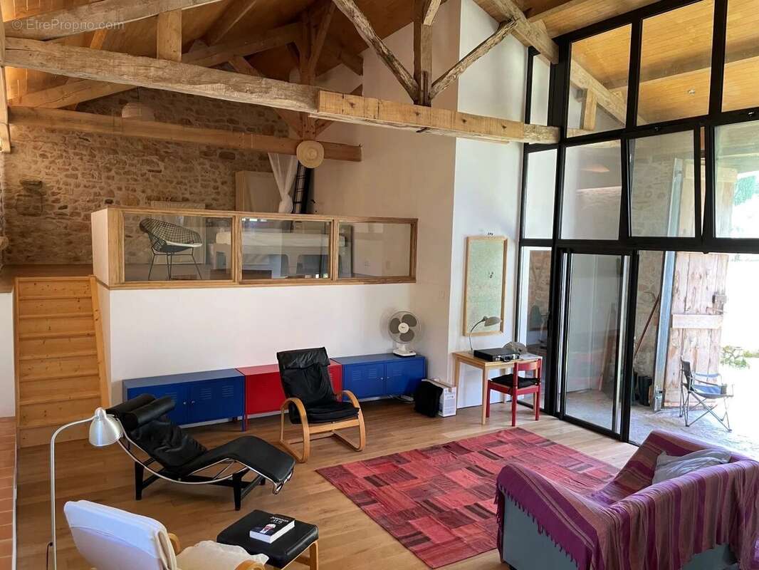 Maison à PUY-L'EVEQUE