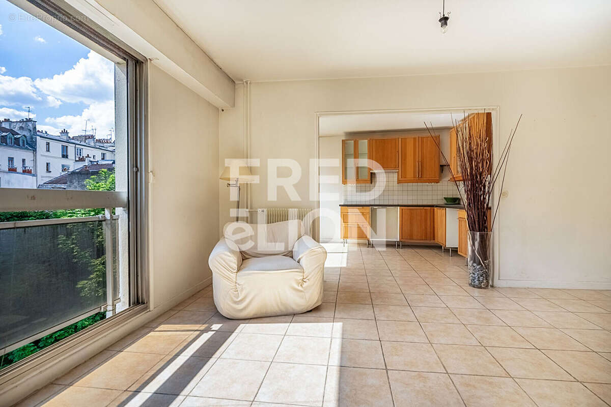 Appartement à PARIS-11E