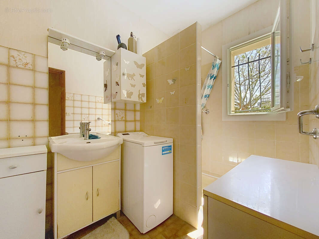 Maison à SAINT-JULIEN-EN-BORN