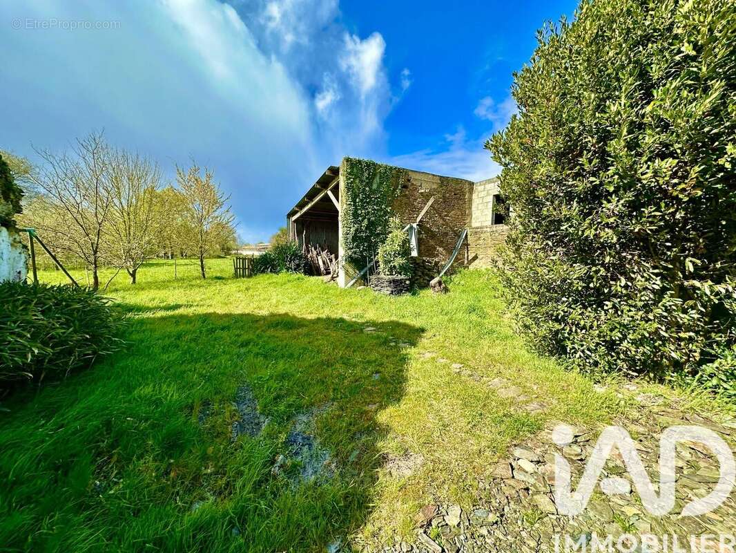Maison 96 m² à La Chapelle-De-Brain  - photo 8