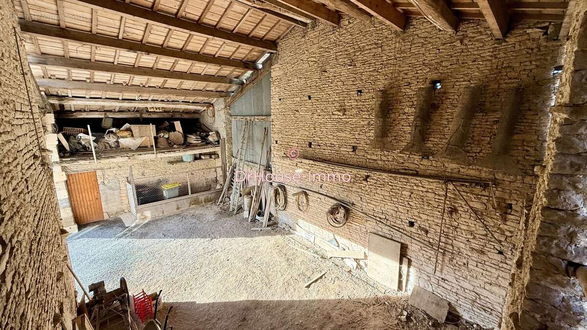 Maison à SAINT-HILAIRE-LA-PALUD