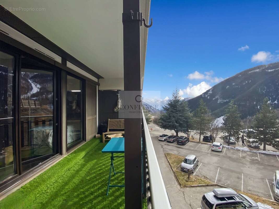 Appartement à SAINT-ETIENNE-DE-TINEE