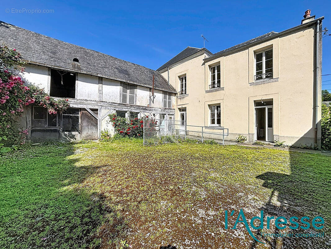 Maison à MAYENNE