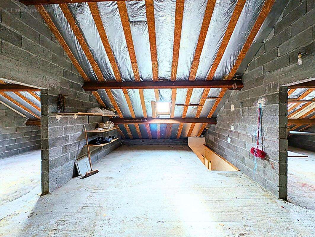 Maison à SAINTE-LUCE-SUR-LOIRE