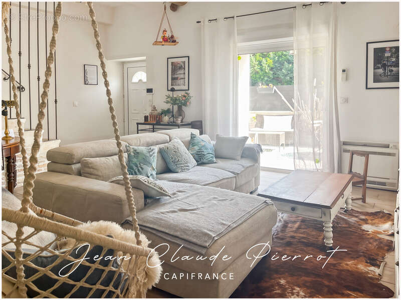 Maison à BOUILLARGUES