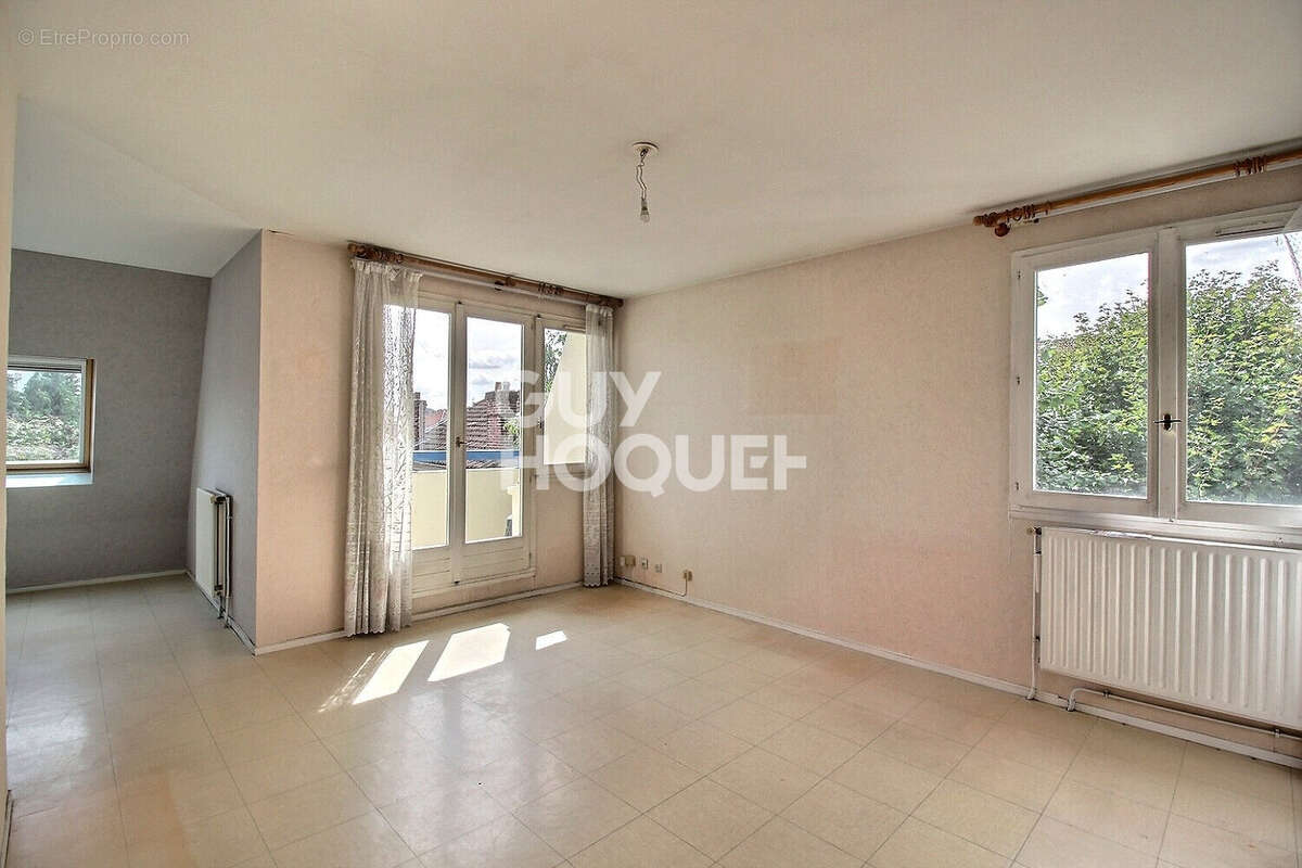 Appartement à EPINAY-SUR-SEINE