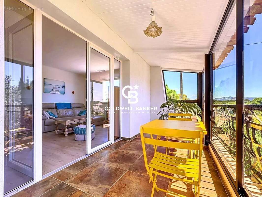 Maison à PUGET-SUR-ARGENS