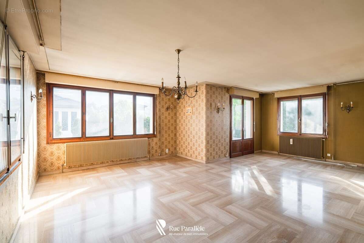 Appartement à CLUSES