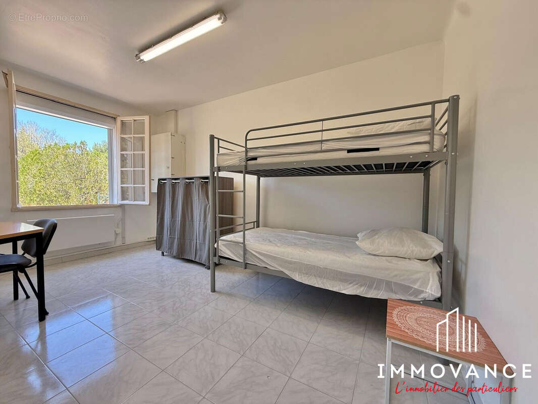 Maison 100 m² à Saint-Remy-De-Provence  - photo 6